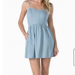 VANS•Stripes V-Neck Pocket Sheath dress